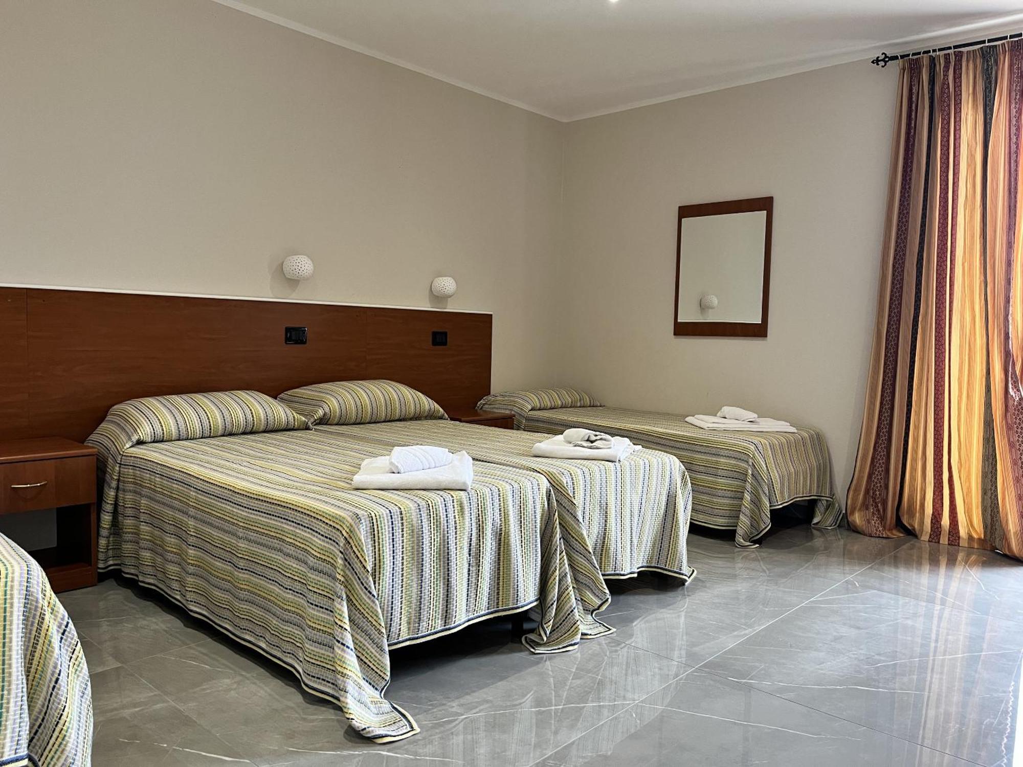 Park Hotel Casa Francesi Zimmer foto